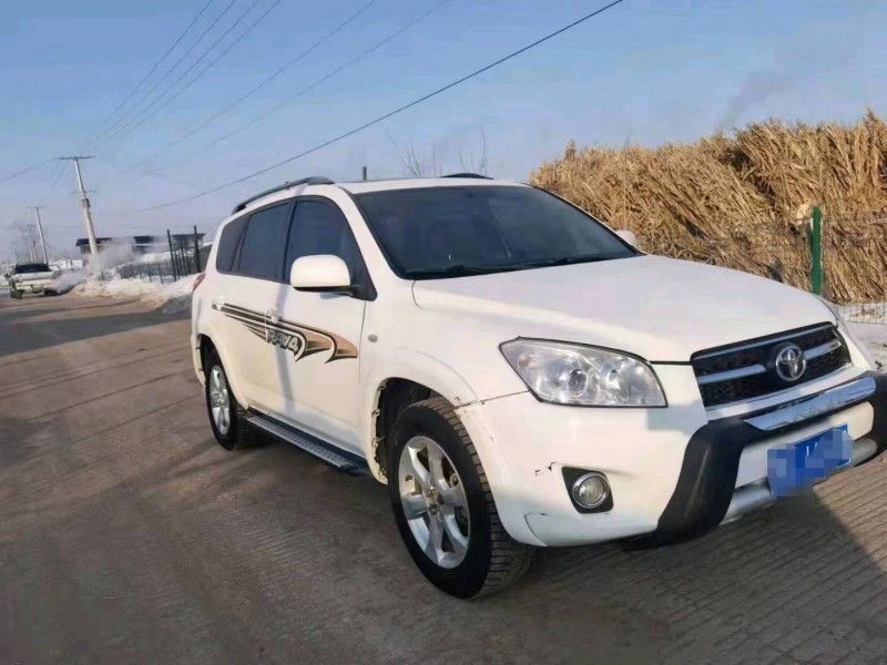 哈爾濱09年豐田RAV42