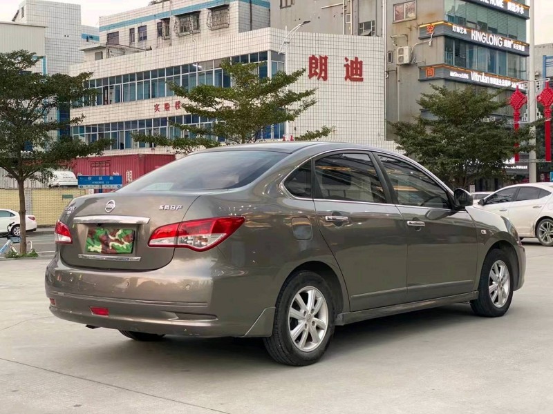 東莞14年日產軒逸8