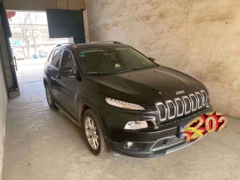 北京17年Jeep自由光2