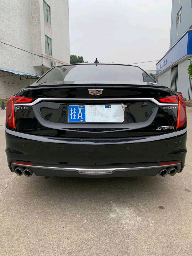 中山20年凱迪拉克CT64