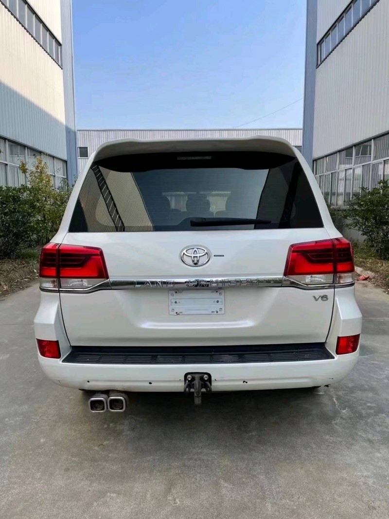 徐州17年丰田兰德酷路泽9