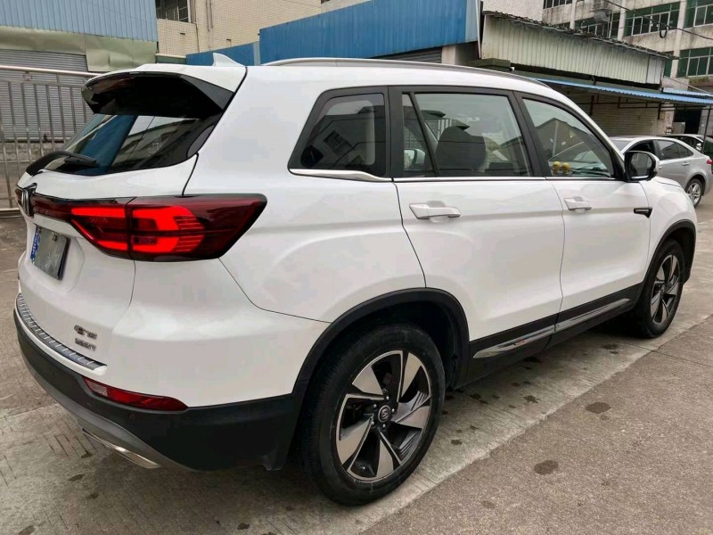 中山19年長安汽車CS756