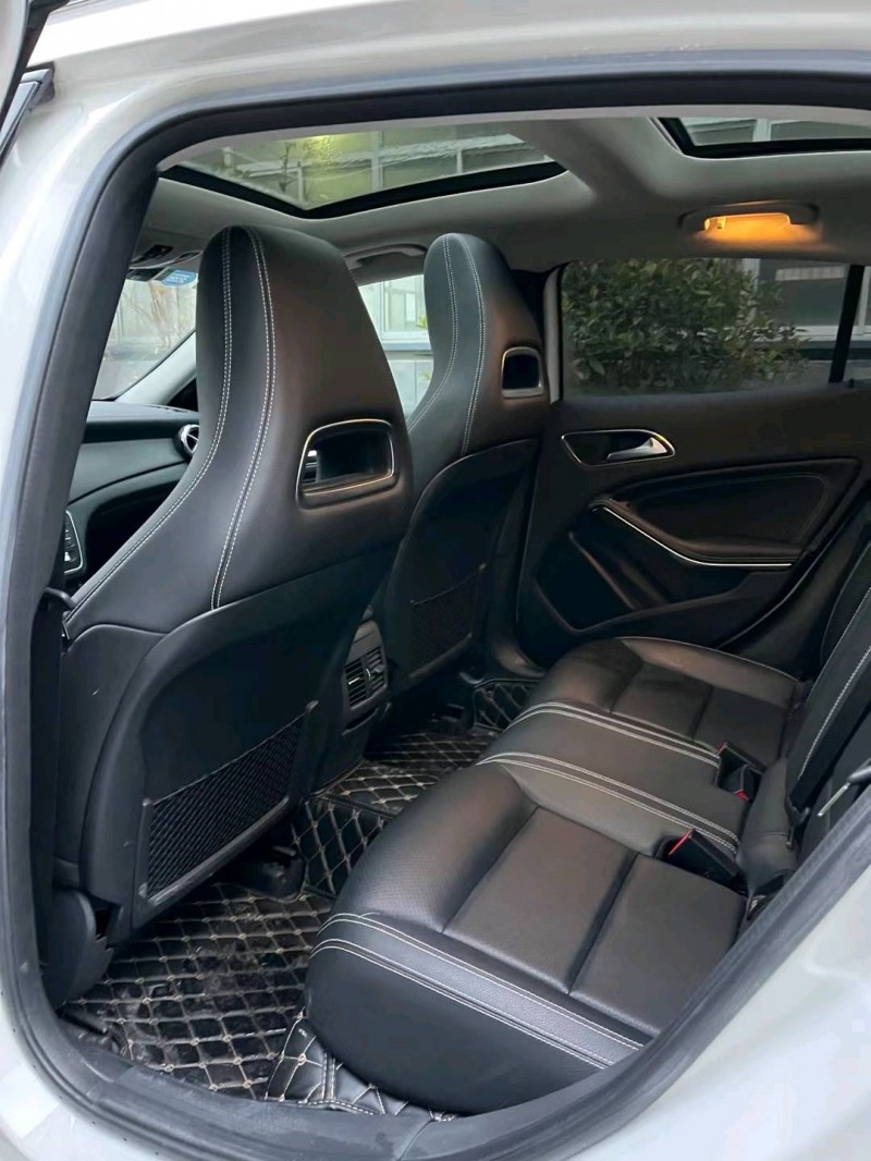 徐州17年奔驰GLA5