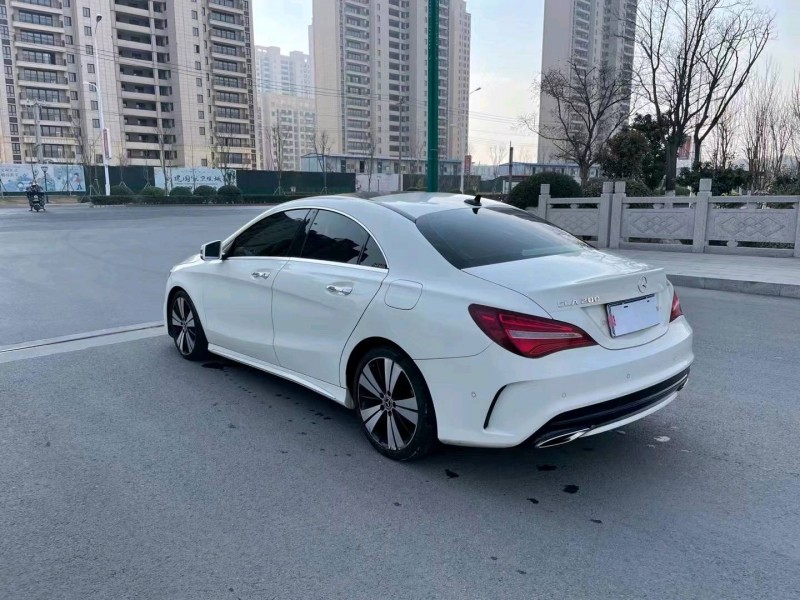 徐州17年奔驰CLA6