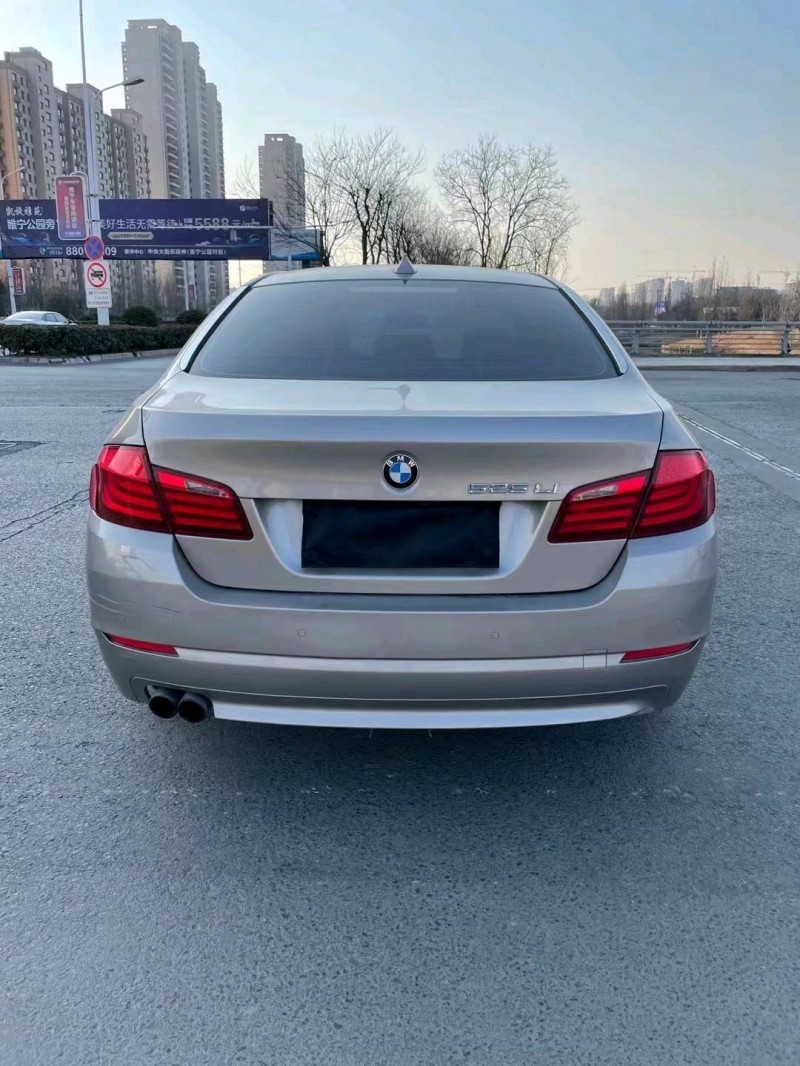 徐州13年宝马5系4