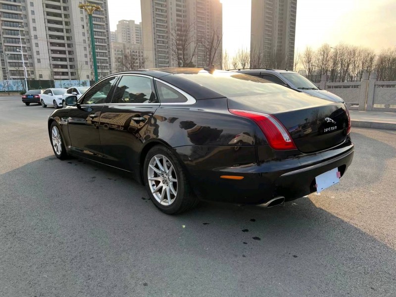 徐州13年捷豹XJ8