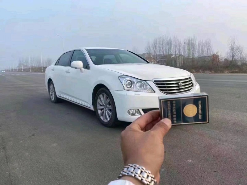 宜昌10年豐田皇冠2