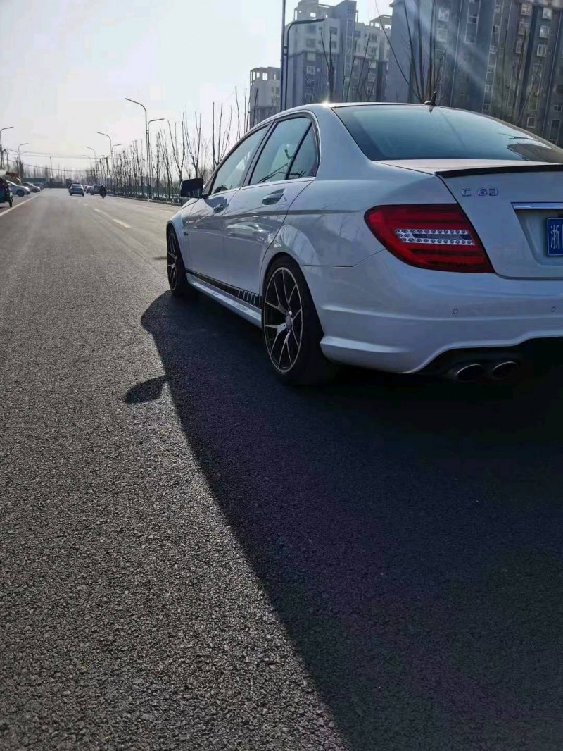 青島15年奔馳AMG C7