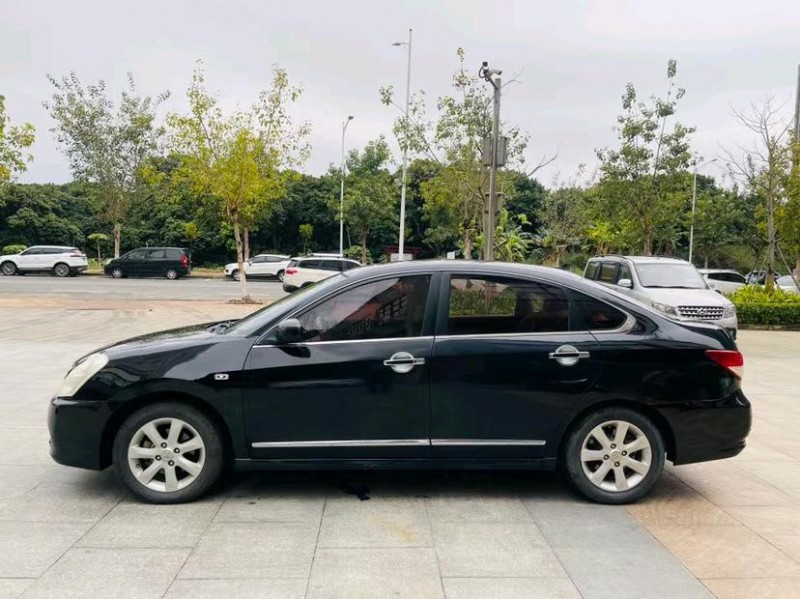 東莞12年日產軒逸7
