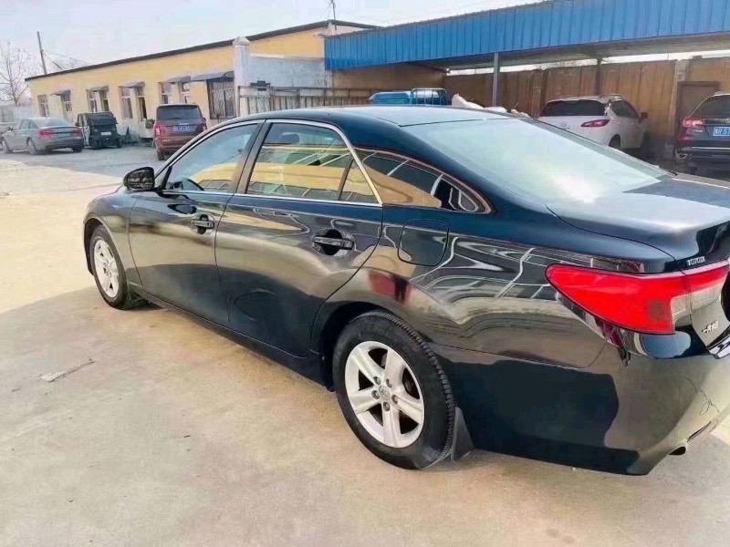 北京14年丰田锐志2