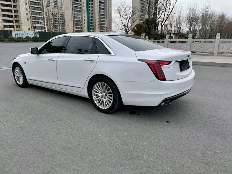 徐州19年凱迪拉克CT64