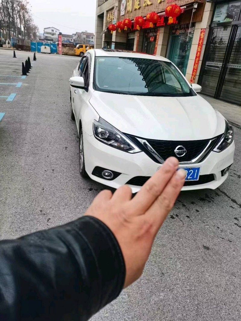 常德19年日產軒逸1