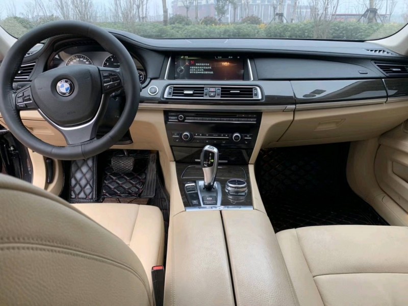 徐州14年宝马7系8