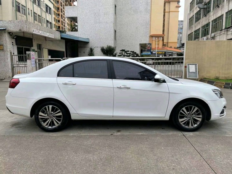 中山18年吉利帝豪2