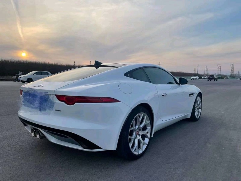 唐山19年捷豹F-Type9
