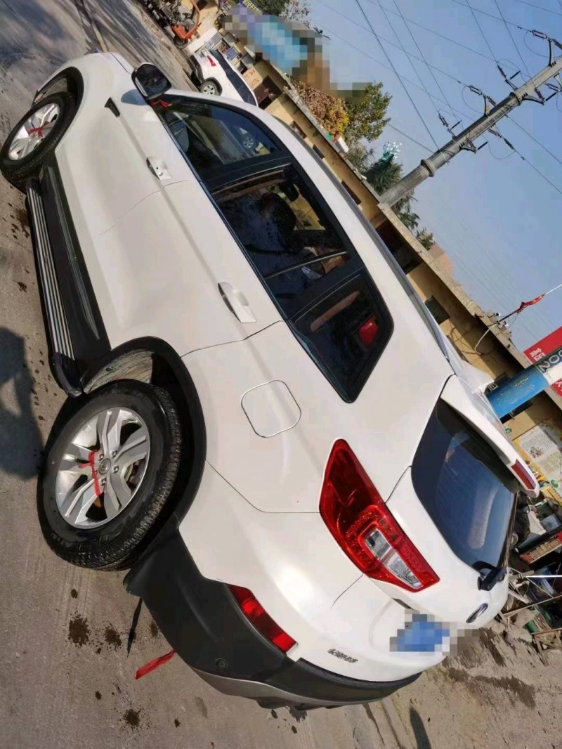 濰坊16年長安汽車CS751