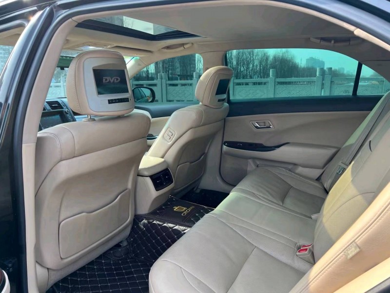 徐州13年丰田皇冠9