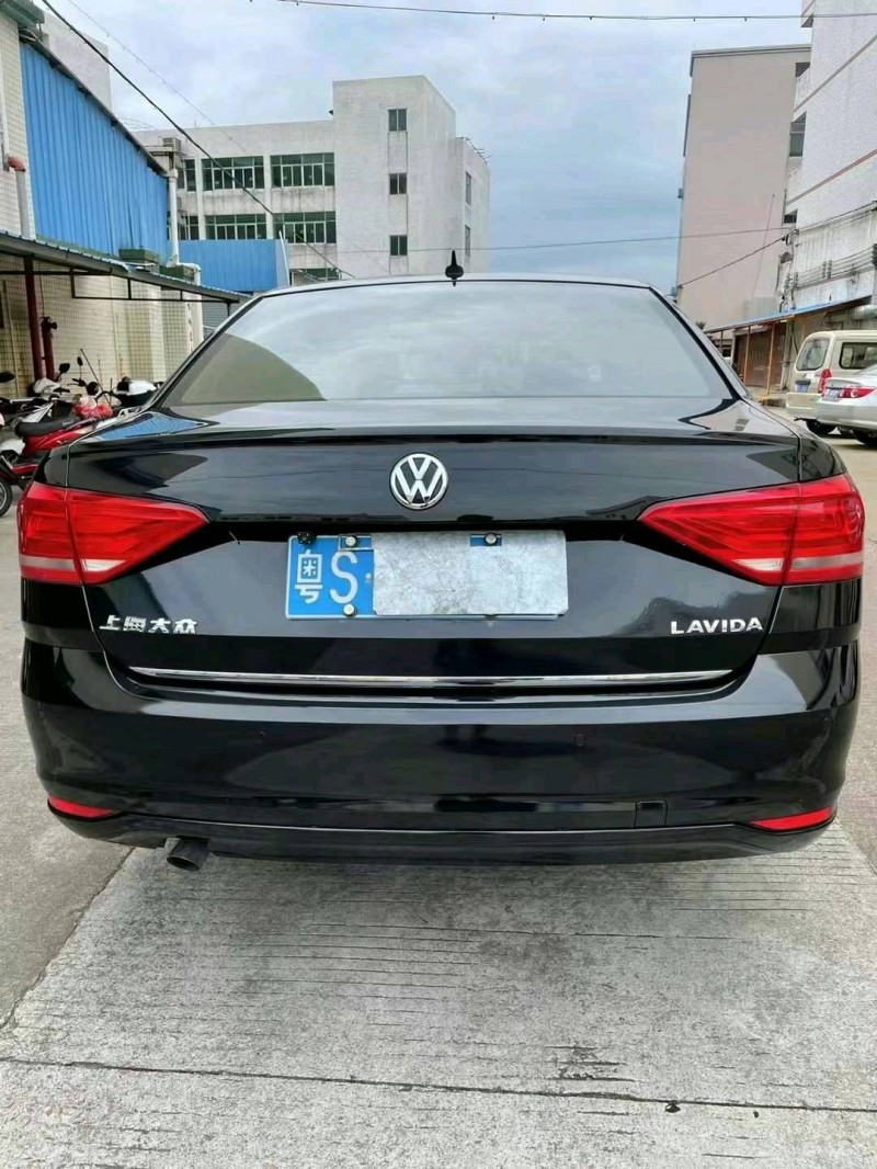 中山16年大眾朗逸4