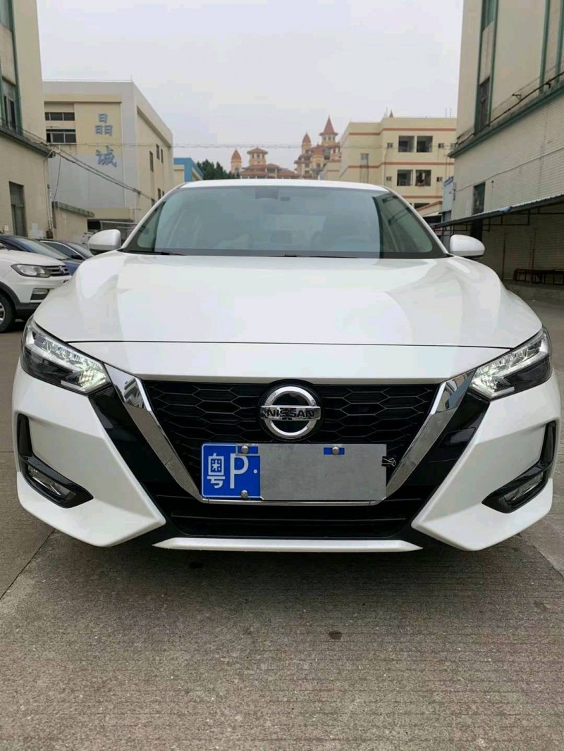 中山21年日產軒逸1