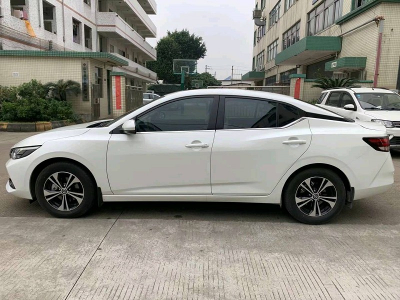 中山21年日產軒逸3