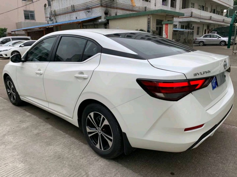 中山21年日產軒逸5
