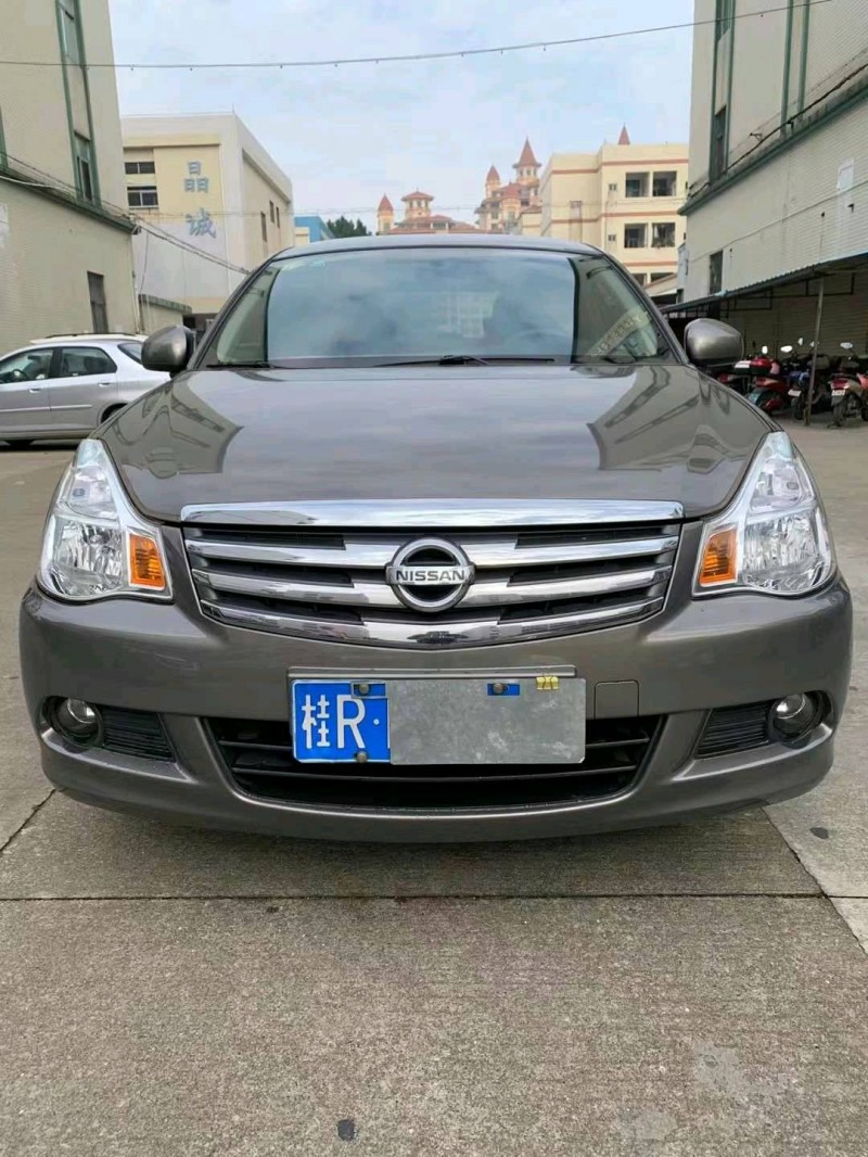 中山17年日產軒逸1