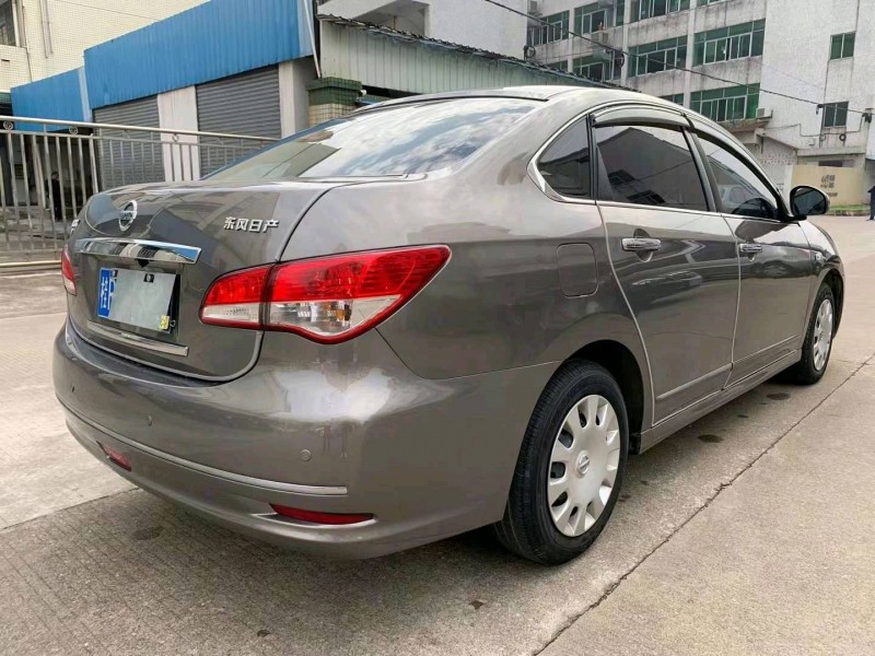 中山17年日產軒逸5