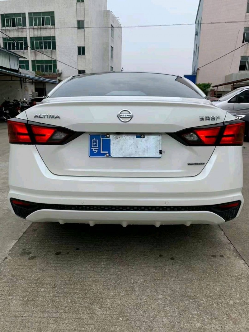 中山21年日產天籟4