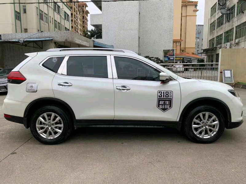 中山18年日產奇駿2