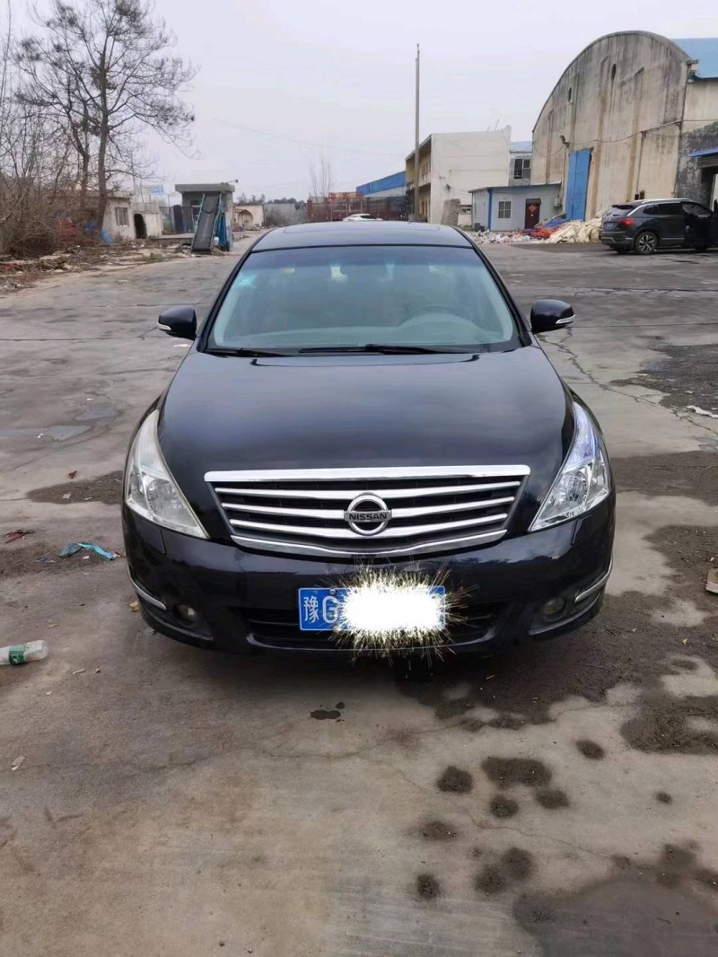 新鄉10年日產天籟1