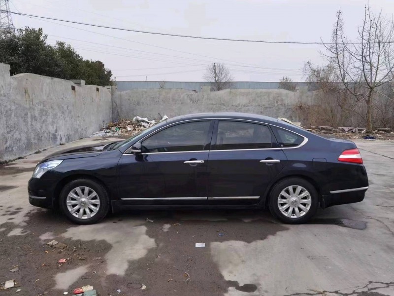 新鄉10年日產天籟5