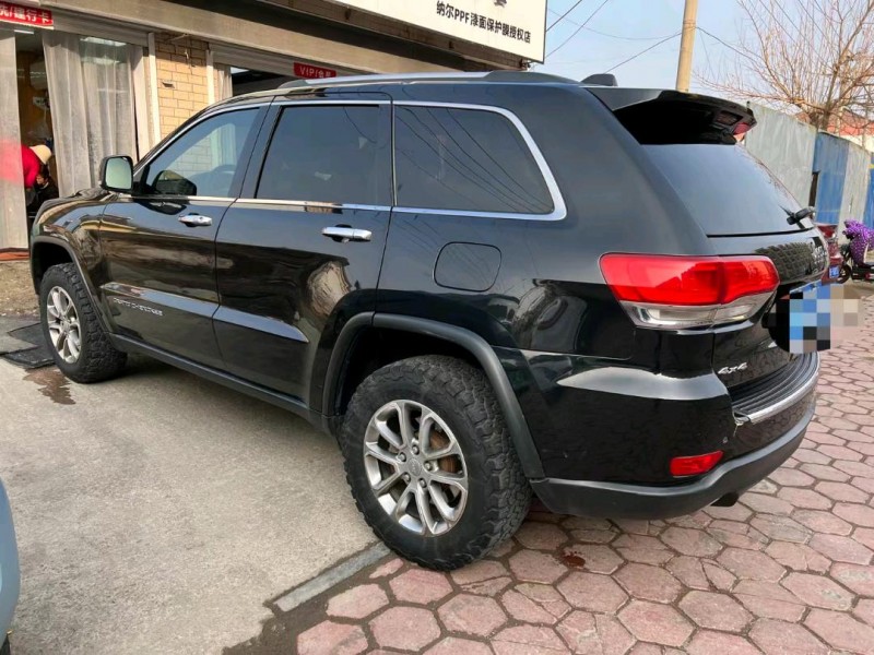 濰坊14年Jeep大切諾基8