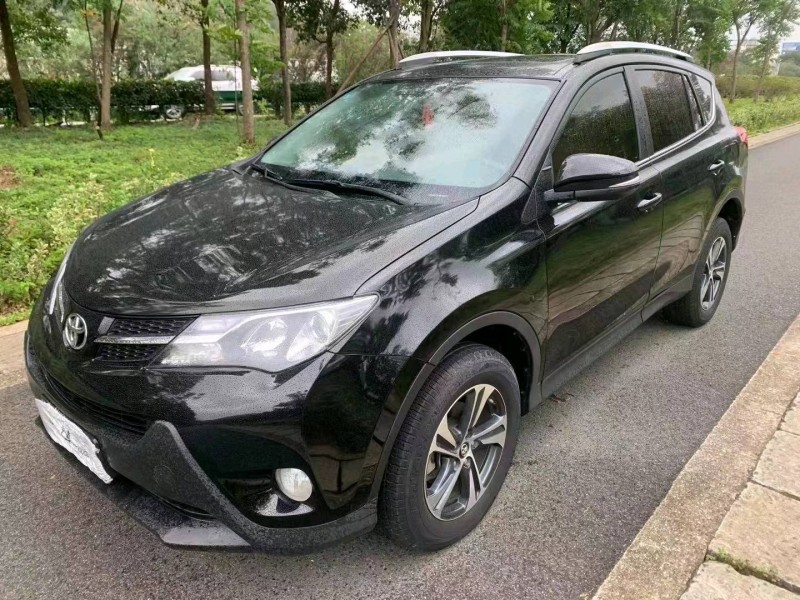 臺州16年豐田RAV43