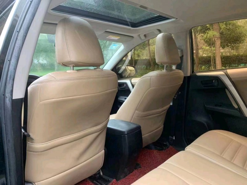 臺州16年豐田RAV45