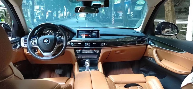 广州17年宝马X64