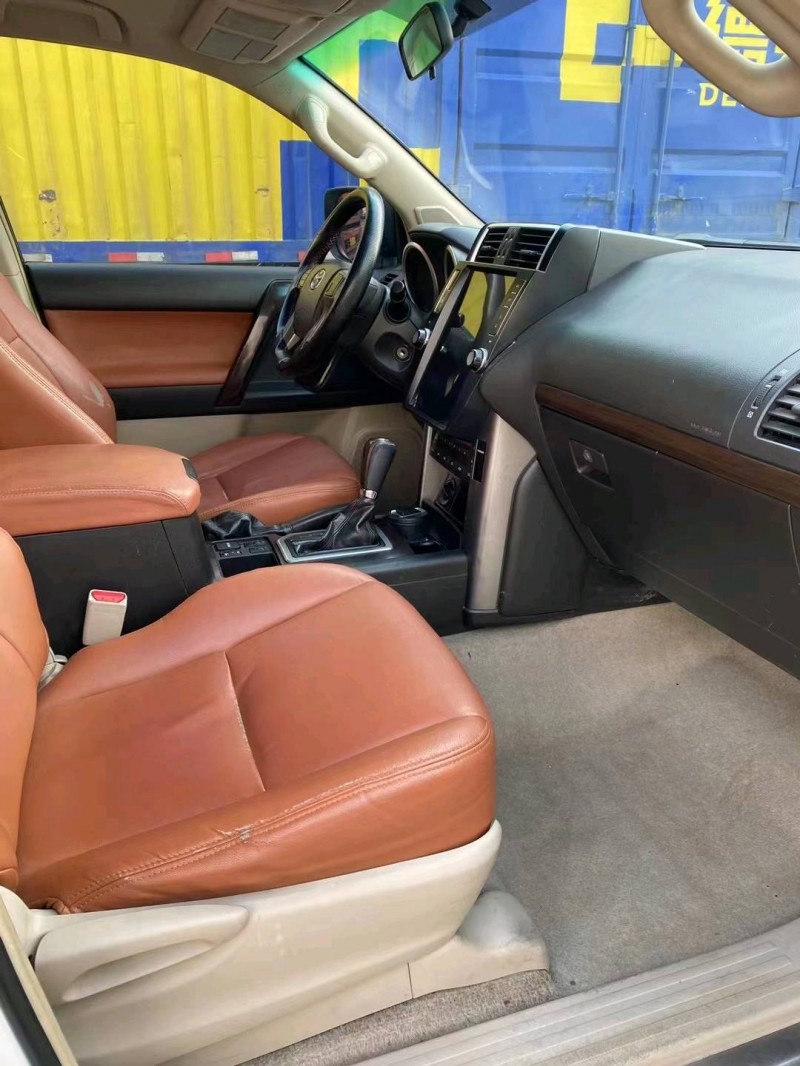 徐州13年丰田普拉多4