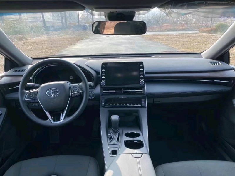 北京20年丰田亚洲龙5