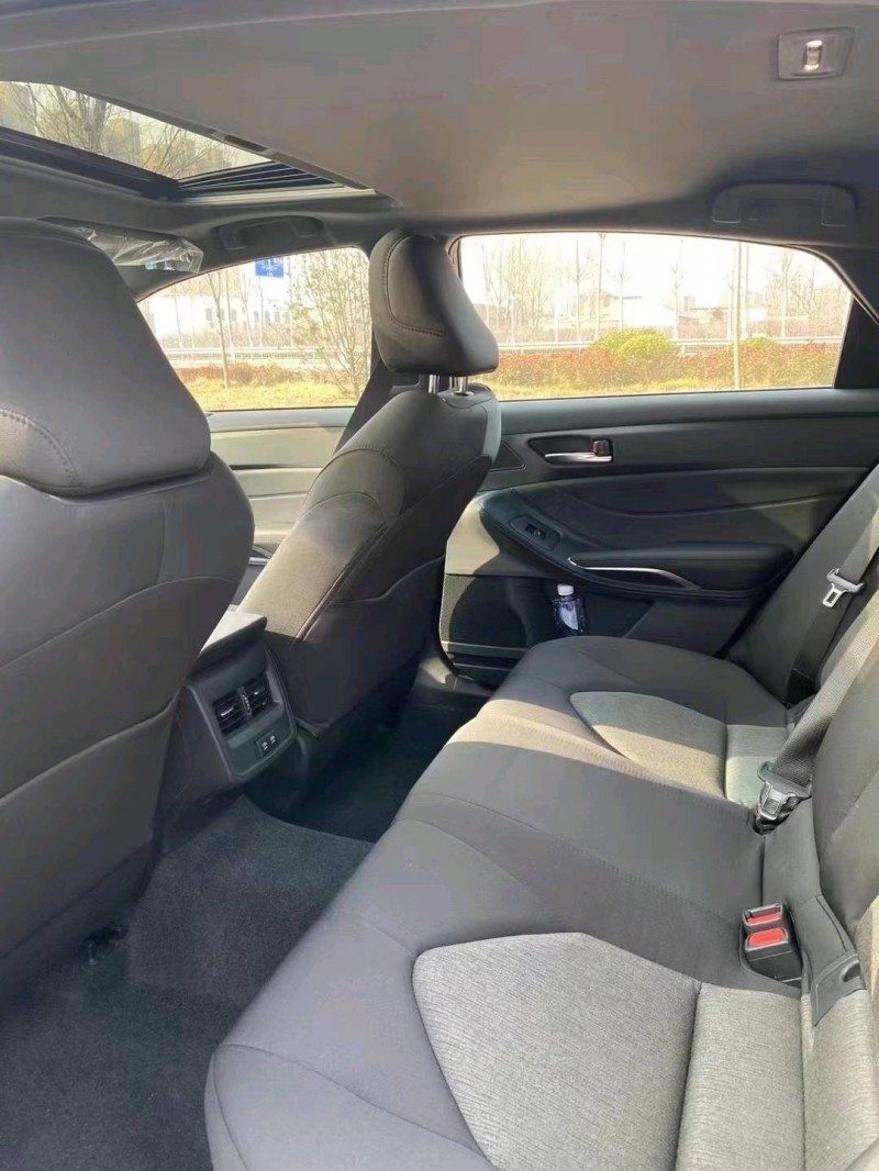 北京20年丰田亚洲龙6