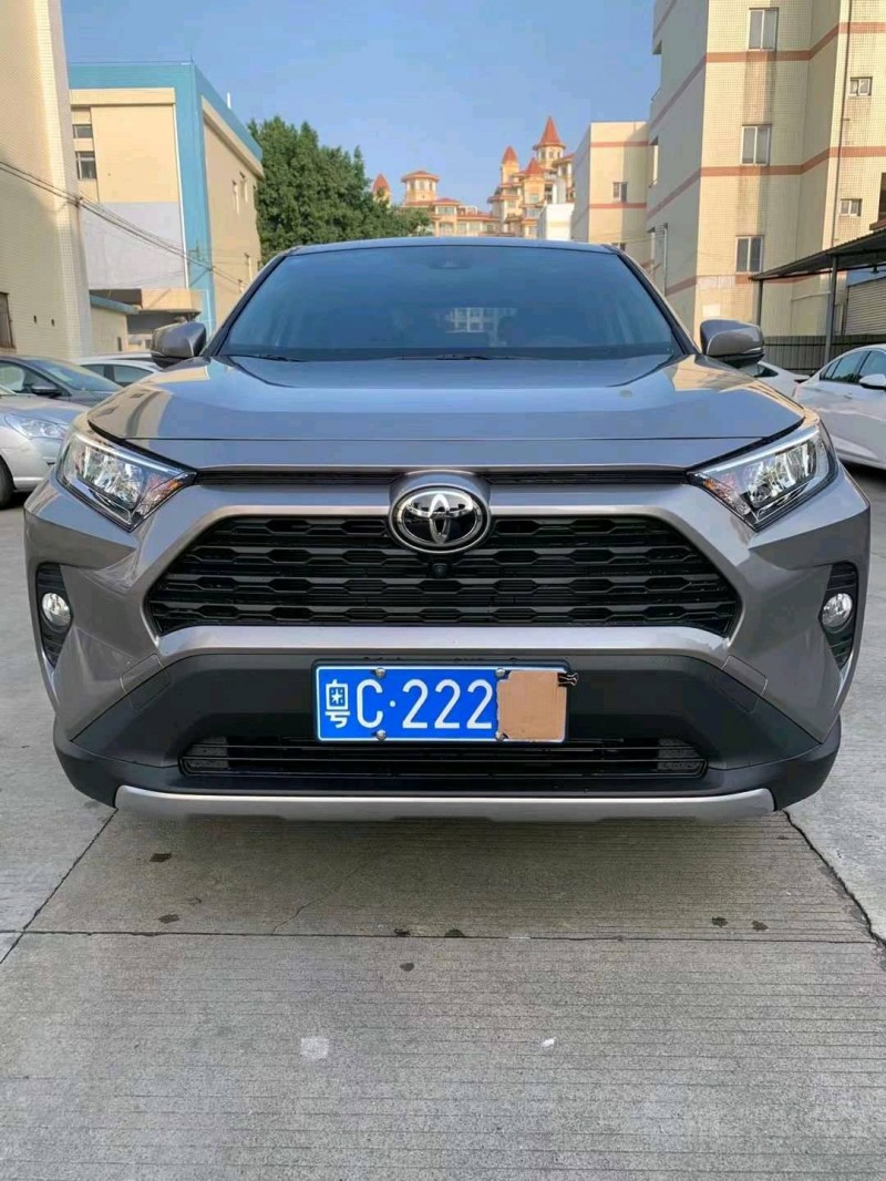 中山22年豐田RAV41
