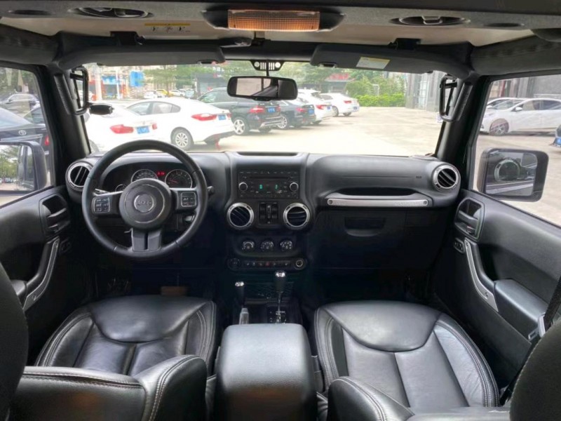 東莞17年Jeep牧馬人5