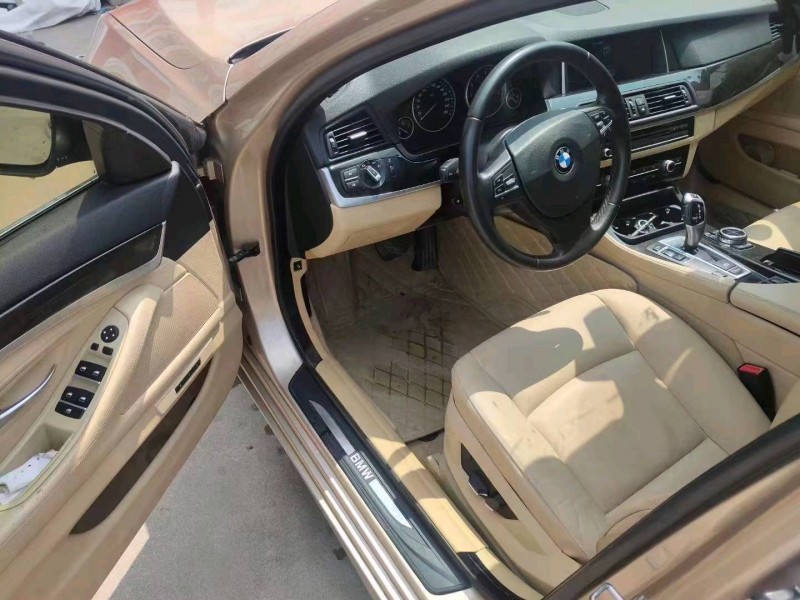 北京13年宝马5系4