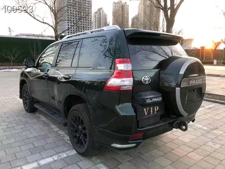 北京16年丰田普拉多2