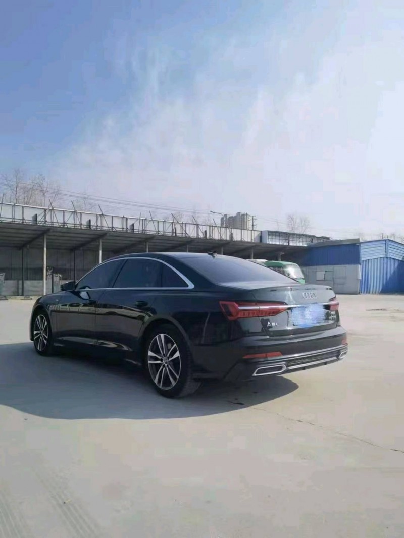 青島19年奧迪A6L8