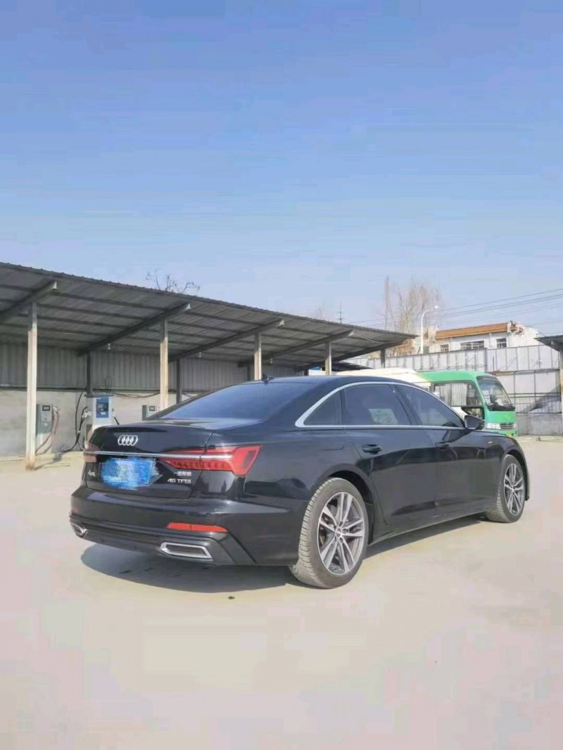 青島19年奧迪A6L9