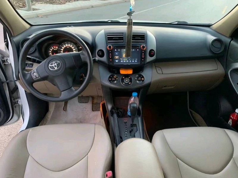 廊坊13年豐田RAV45