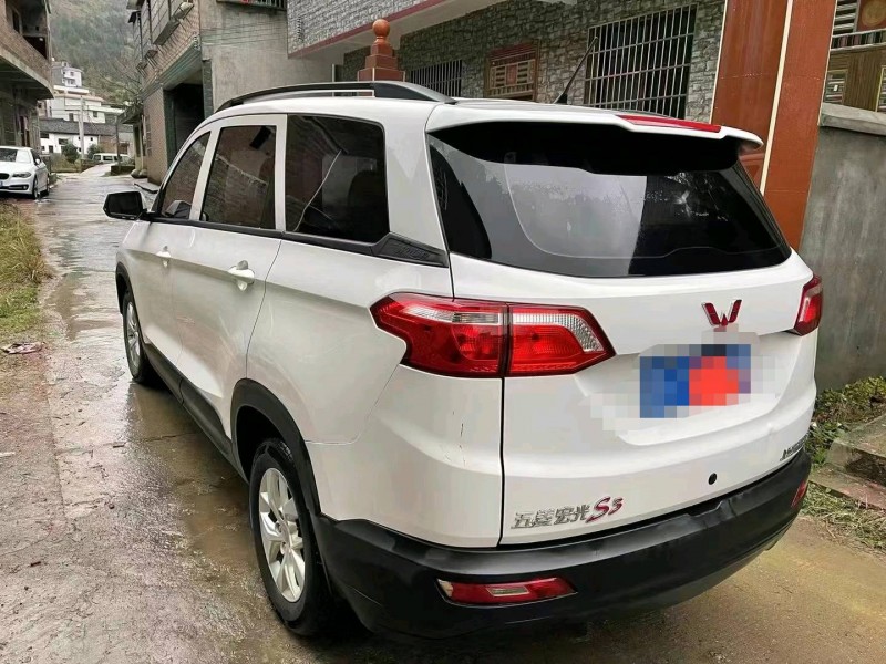 韶關20年五菱汽車宏光S39