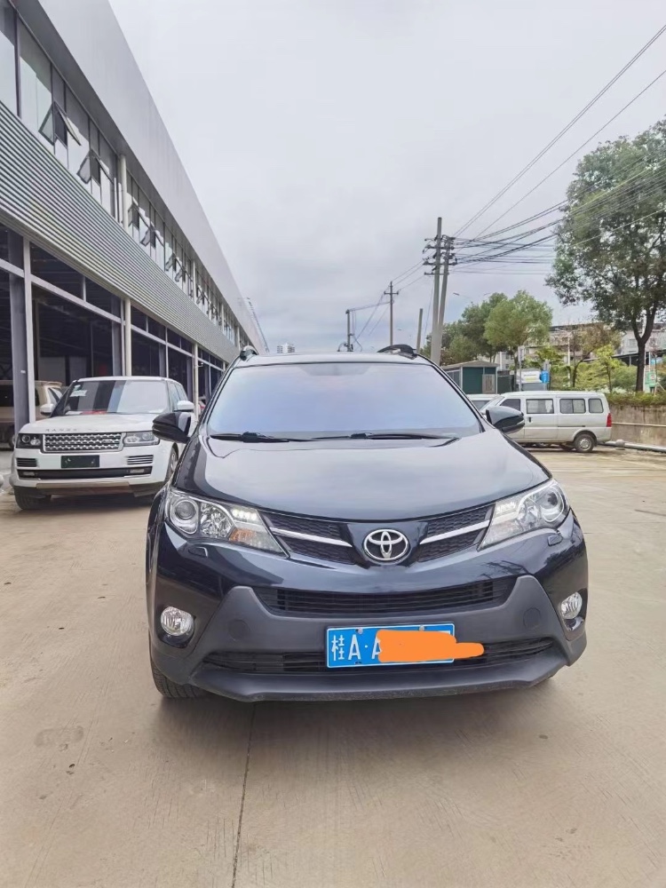 南寧15年豐田RAV41