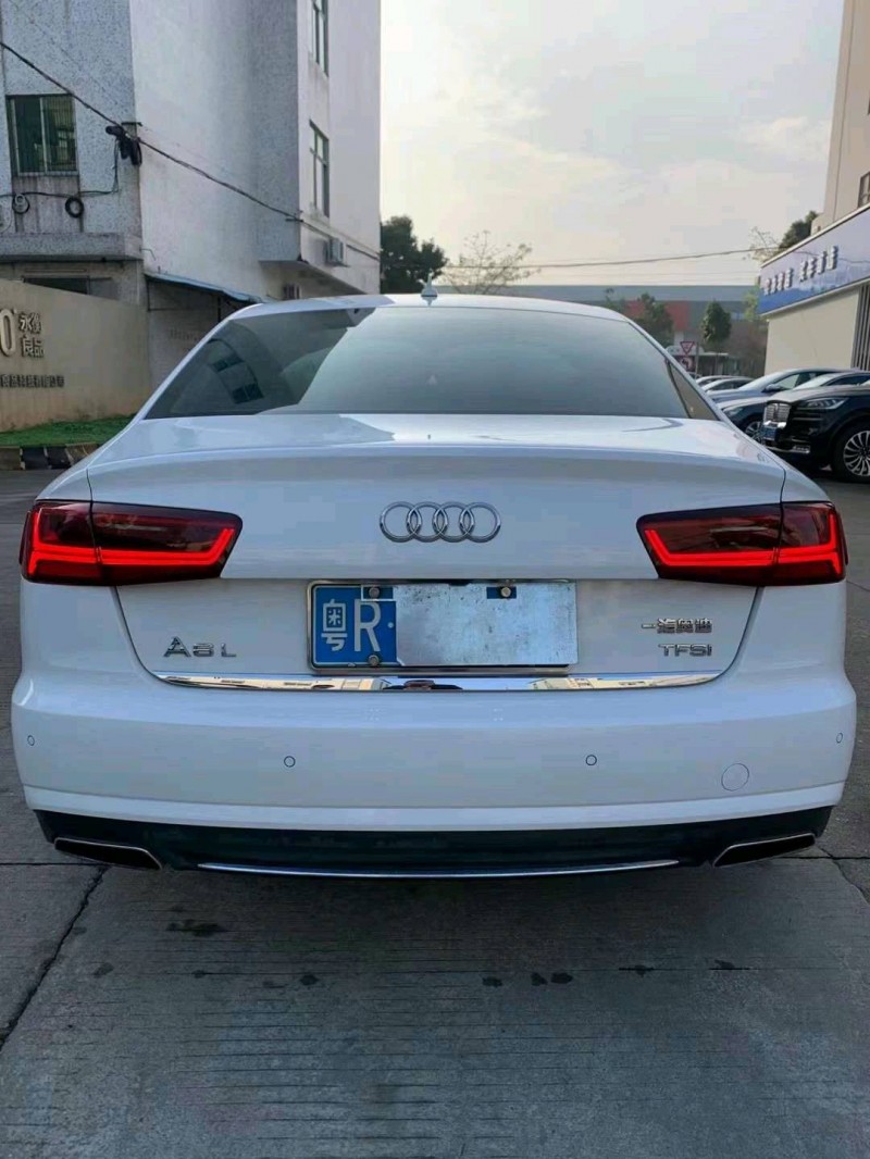 中山17年奧迪A6L7