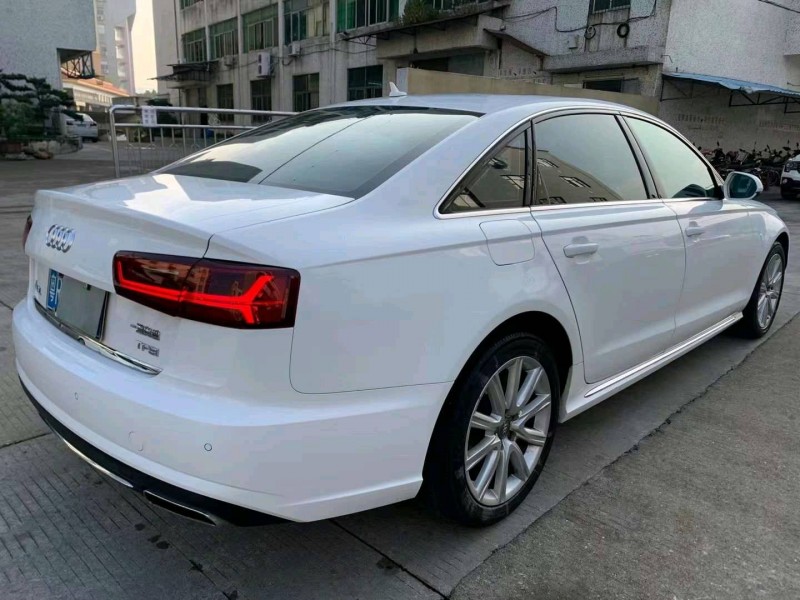 中山17年奧迪A6L6