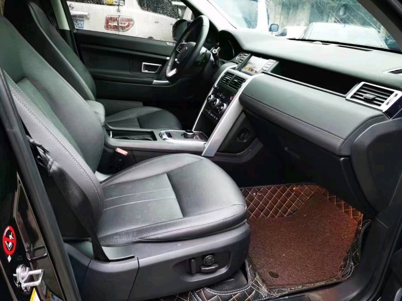 北京19年路虎发现神行6